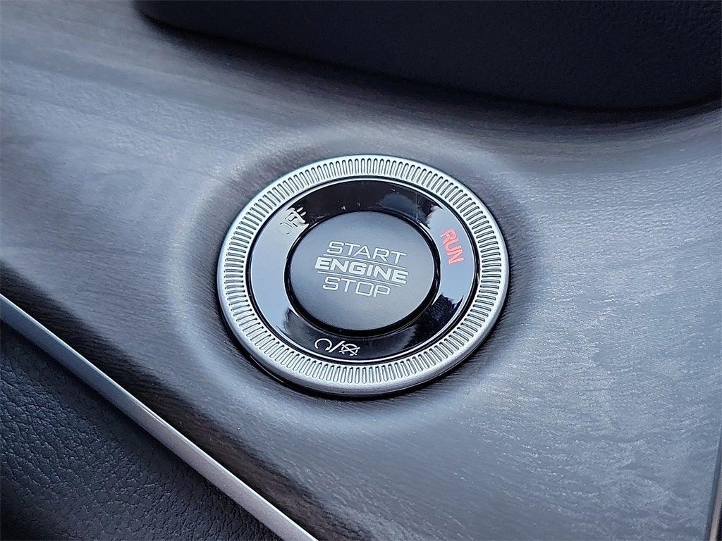 new 2025 Jeep Grand Cherokee car, priced at $48,326