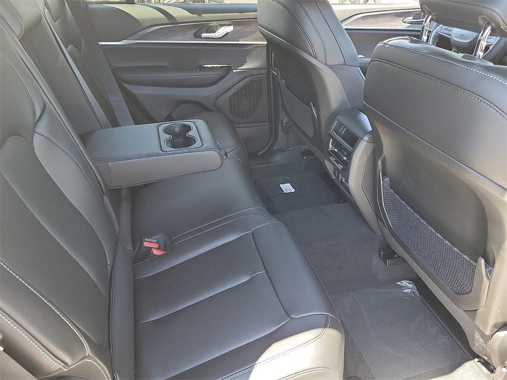 new 2025 Jeep Grand Cherokee car, priced at $48,326