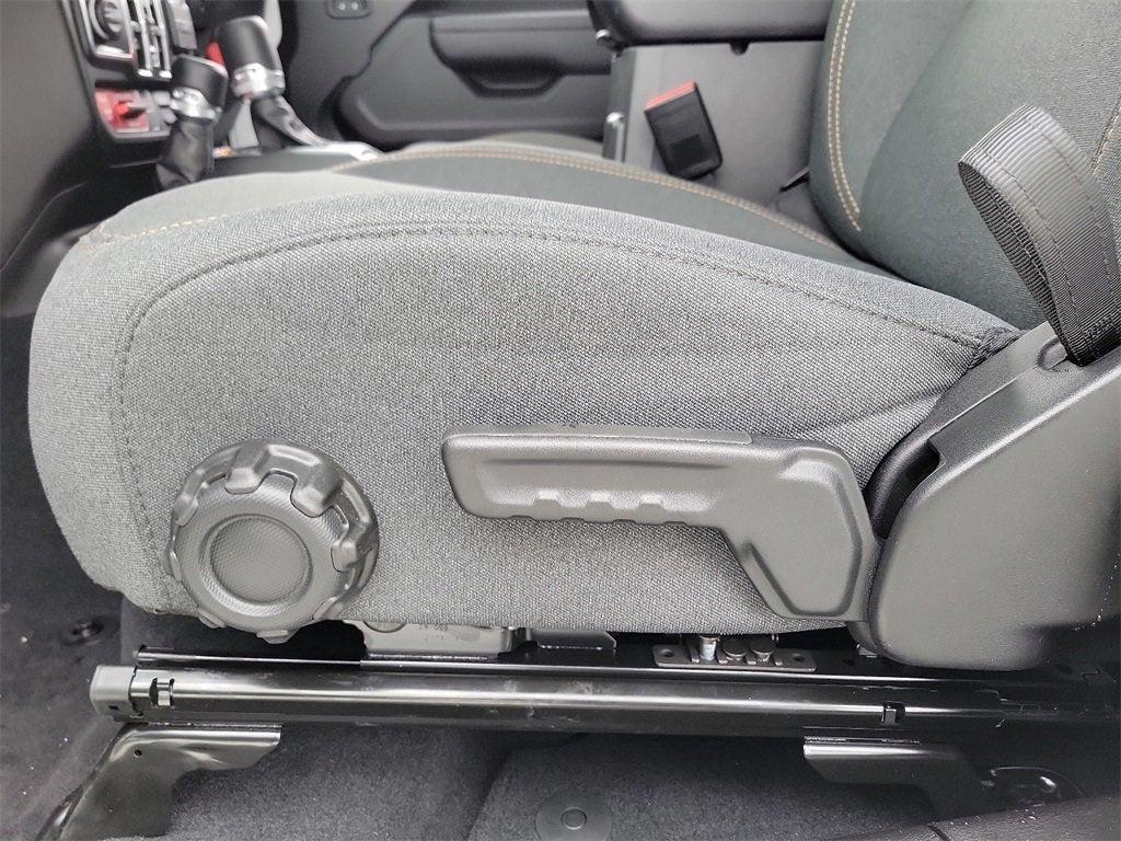 new 2025 Jeep Gladiator car, priced at $40,283