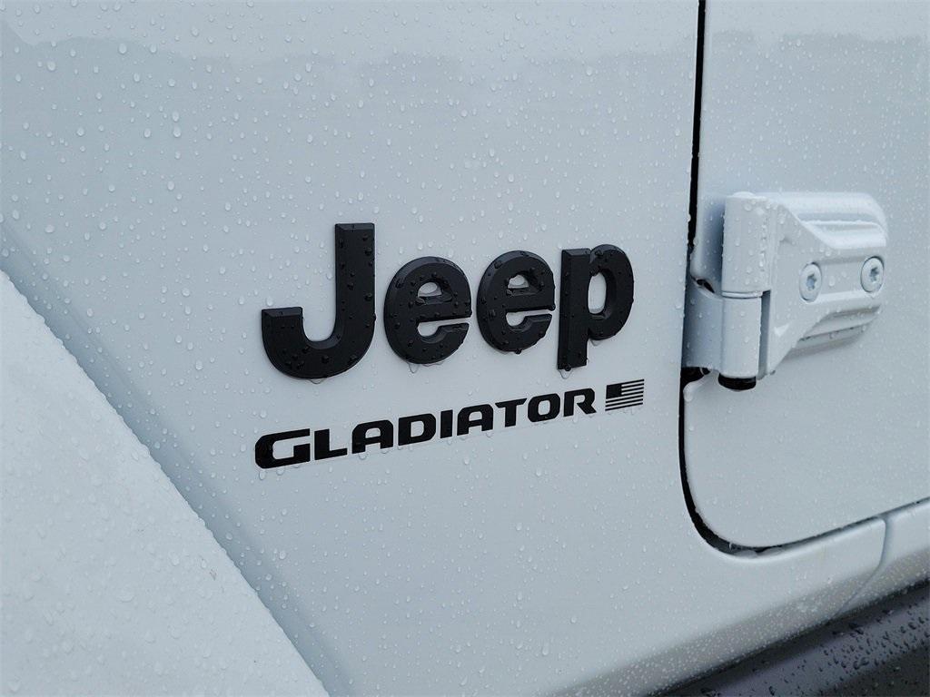new 2025 Jeep Gladiator car, priced at $40,283