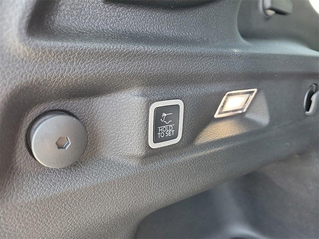 new 2025 Jeep Grand Cherokee L car, priced at $46,015