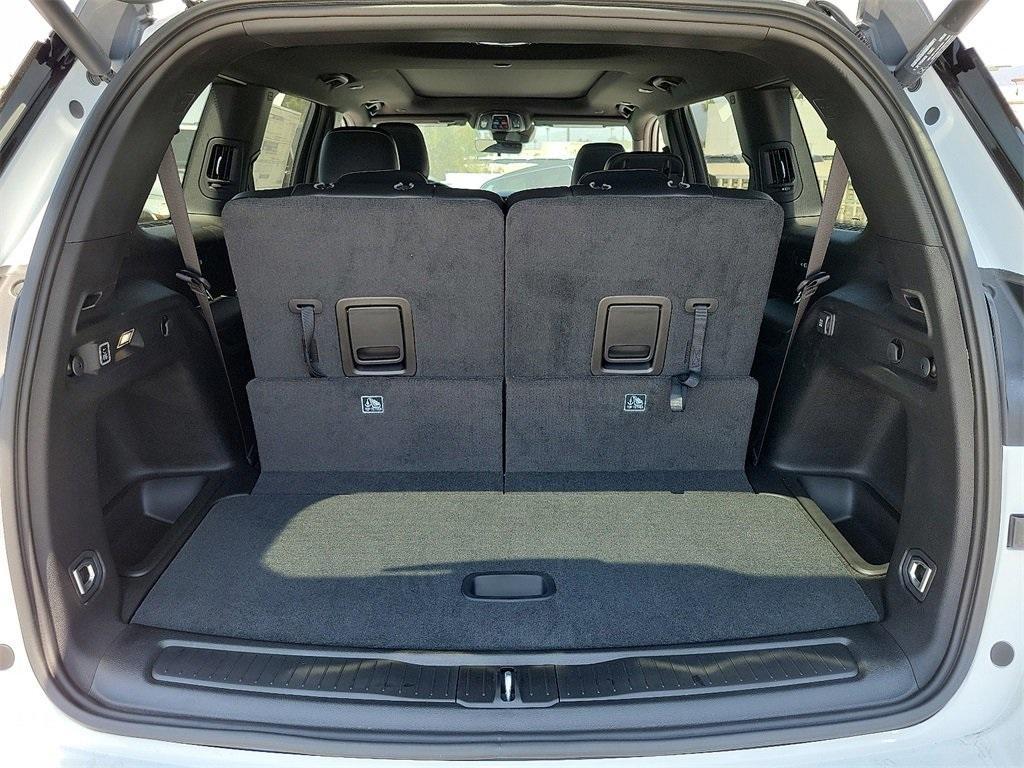 new 2025 Jeep Grand Cherokee L car, priced at $41,364