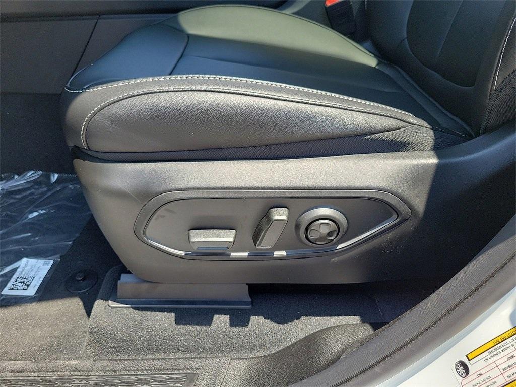 new 2025 Jeep Grand Cherokee L car, priced at $41,364