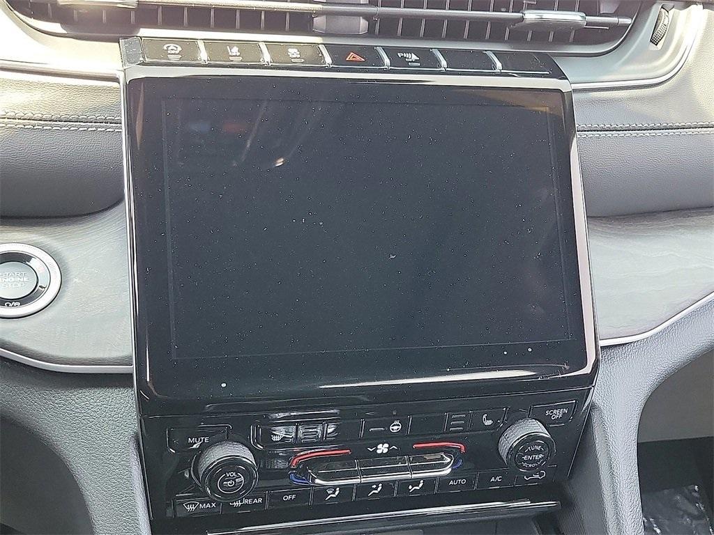 new 2025 Jeep Grand Cherokee L car, priced at $41,364