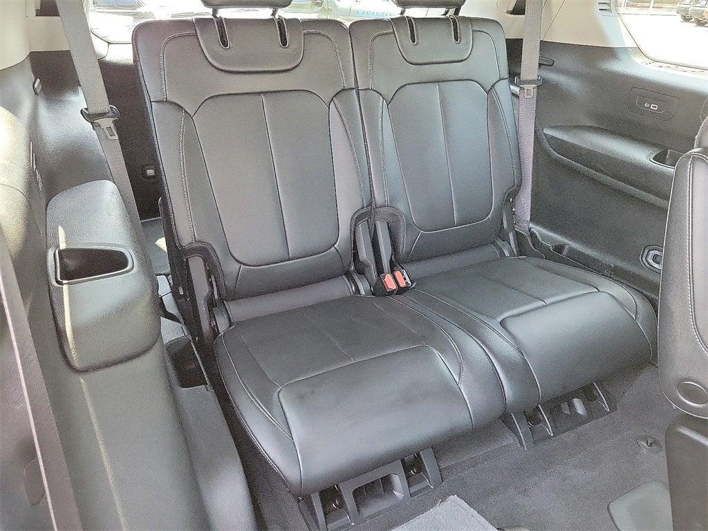 used 2022 Jeep Grand Cherokee L car, priced at $32,999