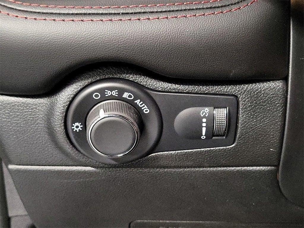 new 2025 Dodge Durango car, priced at $39,040