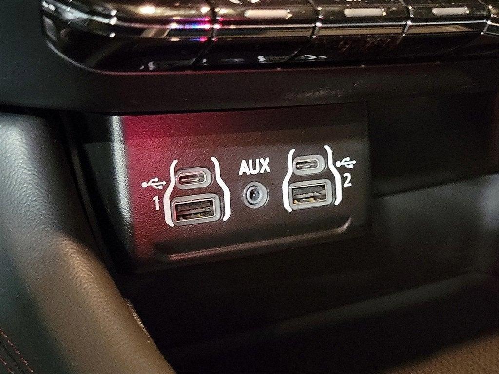 new 2025 Dodge Durango car, priced at $39,040