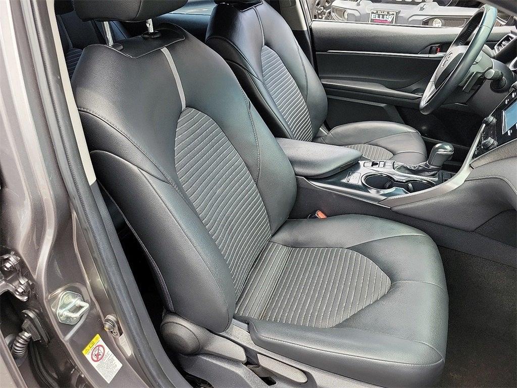 used 2018 Toyota Camry Hybrid car, priced at $17,999