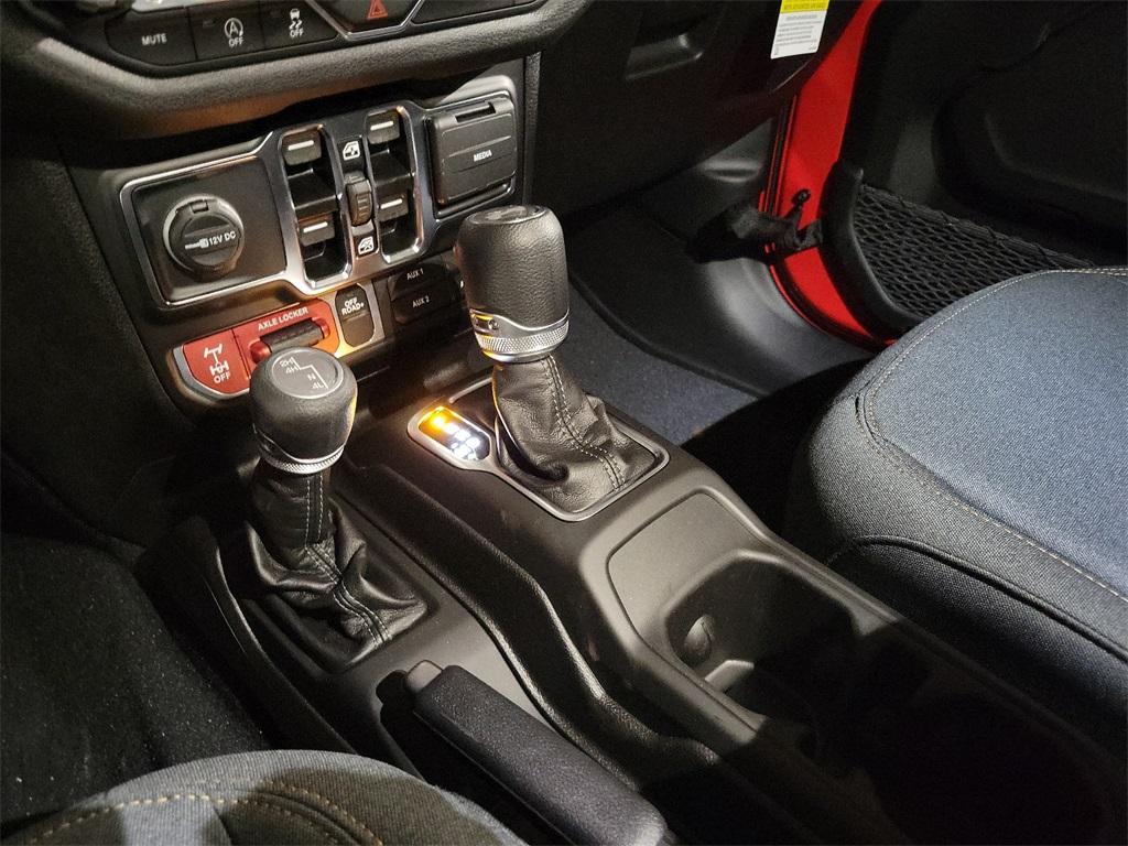 new 2025 Jeep Wrangler car, priced at $57,475