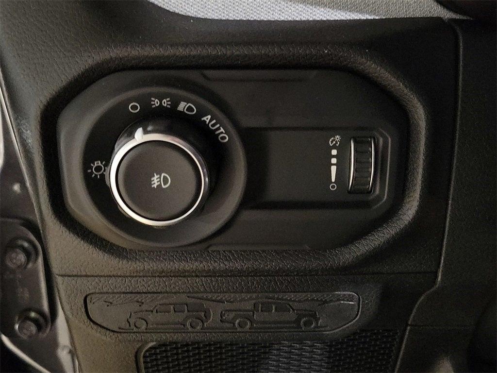 new 2025 Jeep Wrangler car, priced at $51,761