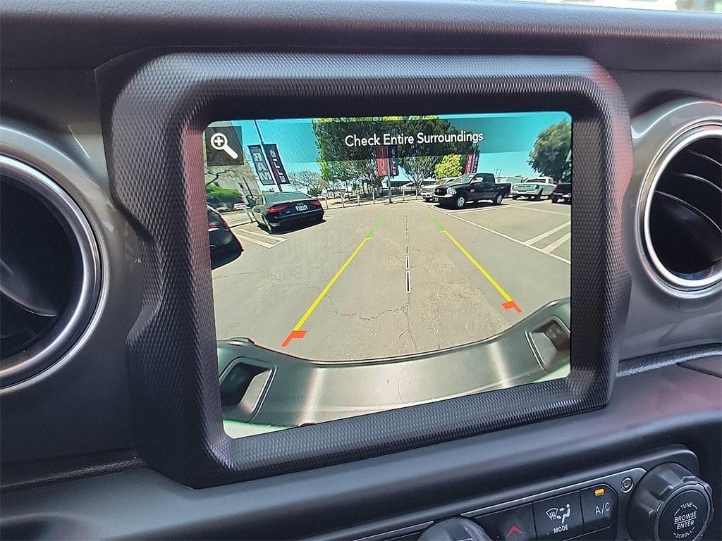 used 2022 Jeep Gladiator car, priced at $27,888