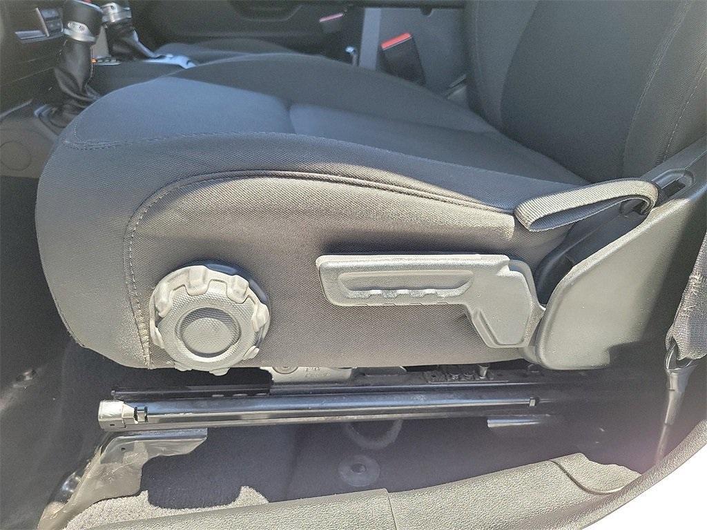 used 2022 Jeep Gladiator car, priced at $27,888