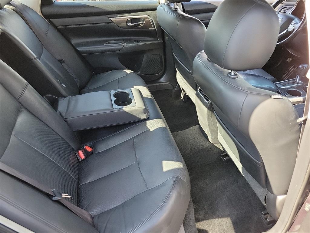 used 2013 Nissan Altima car