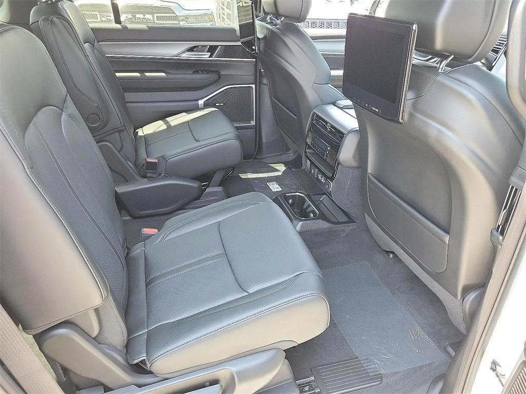 new 2025 Jeep Wagoneer L car, priced at $73,048