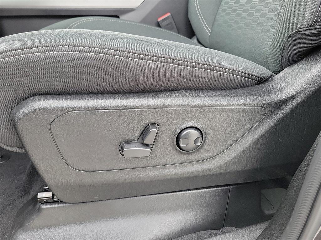 new 2025 Ram 1500 car, priced at $48,335