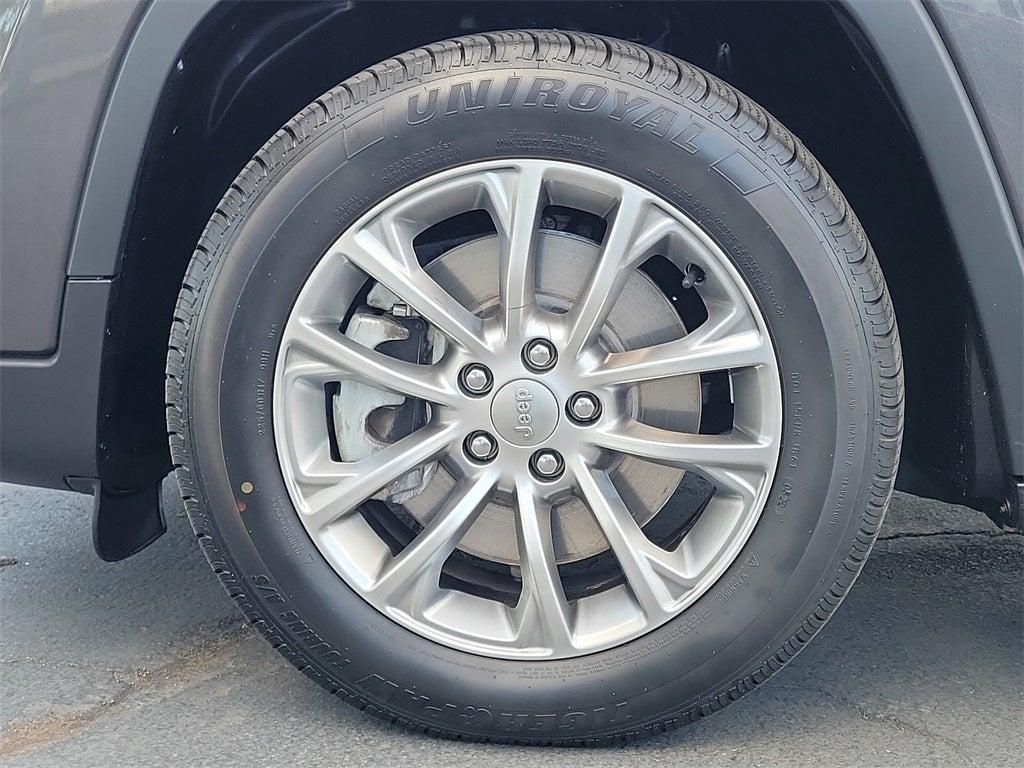 used 2021 Jeep Cherokee car, priced at $20,900
