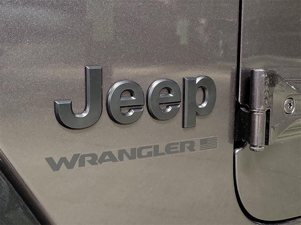 new 2025 Jeep Wrangler car, priced at $59,033