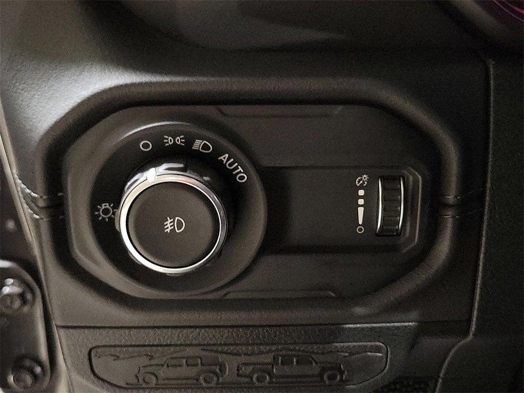 new 2025 Jeep Wrangler car, priced at $52,073