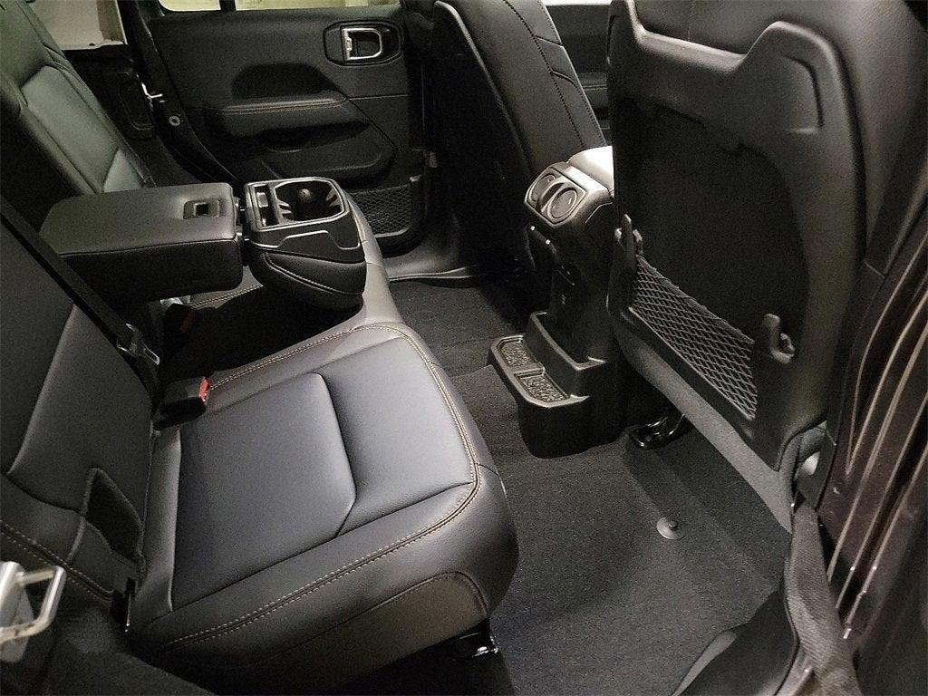 new 2025 Jeep Wrangler car, priced at $52,073