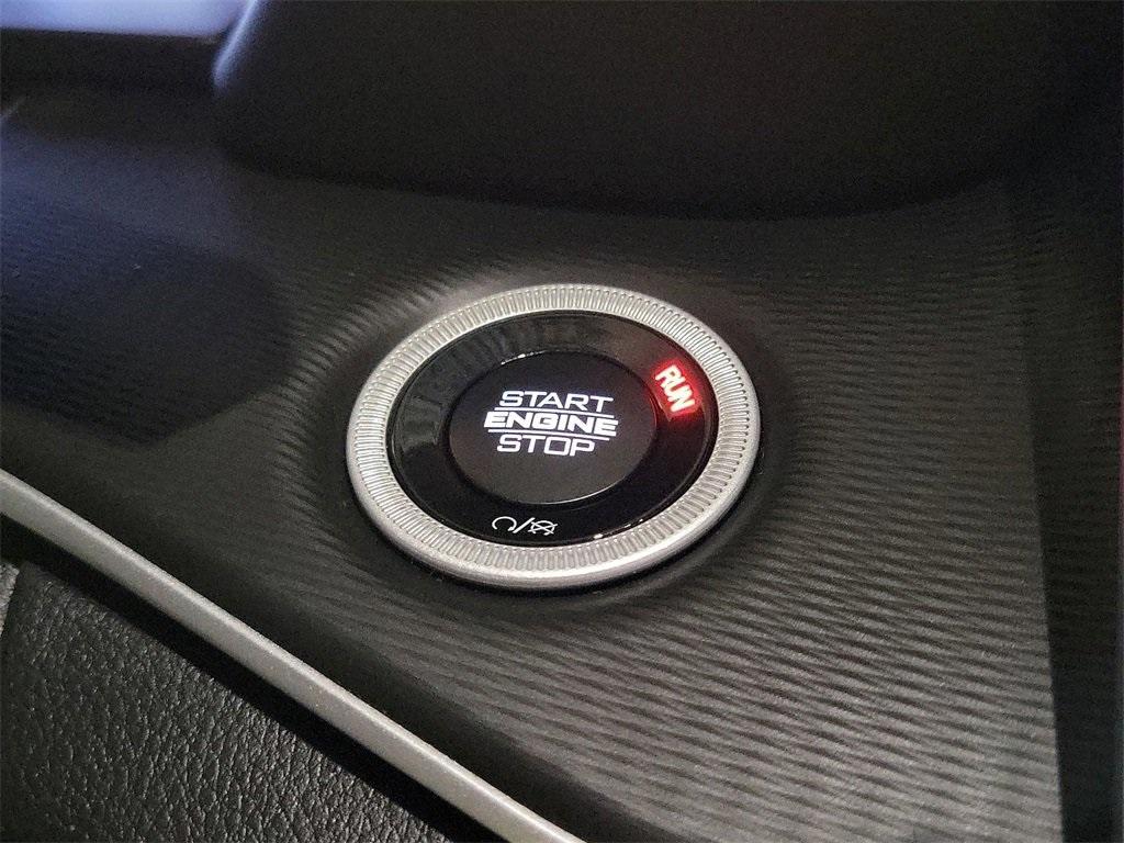 used 2024 Jeep Grand Cherokee car, priced at $40,175