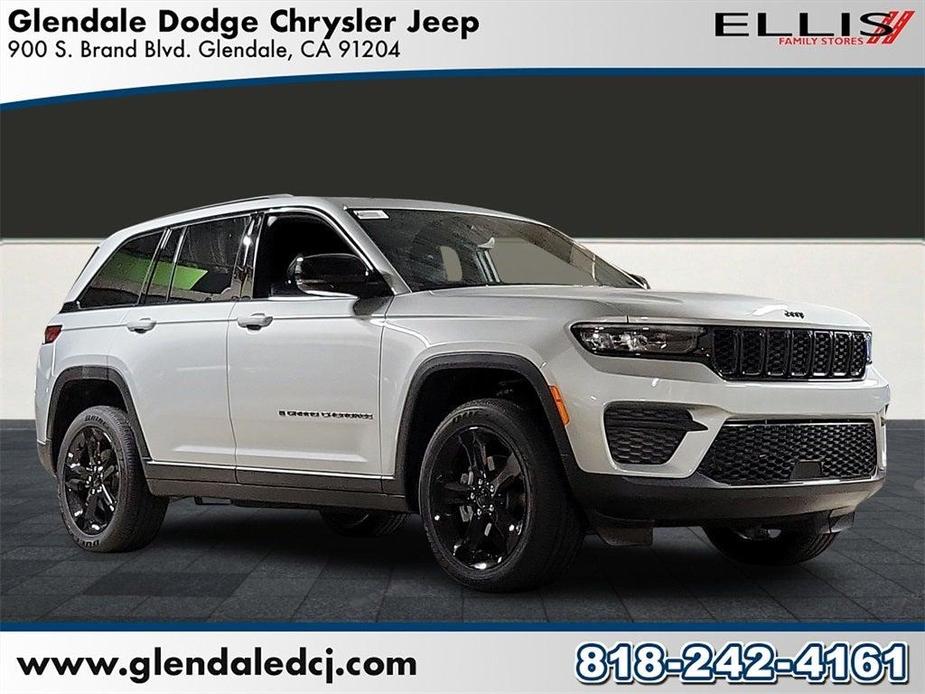 new 2024 Jeep Grand Cherokee car, priced at $43,175