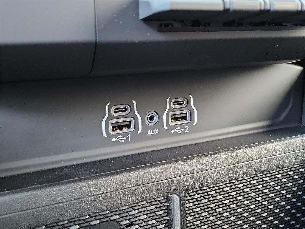 new 2025 Ram 1500 car, priced at $49,977