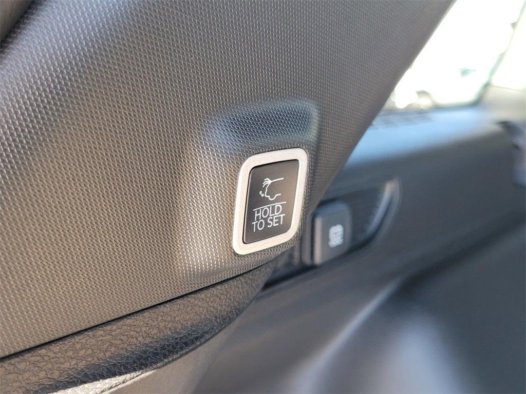 new 2025 Jeep Grand Cherokee car, priced at $46,260