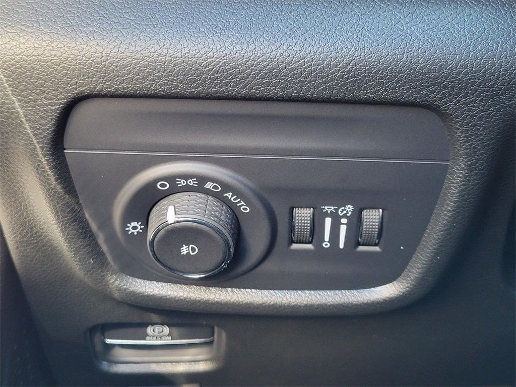 new 2025 Jeep Grand Cherokee car, priced at $46,260