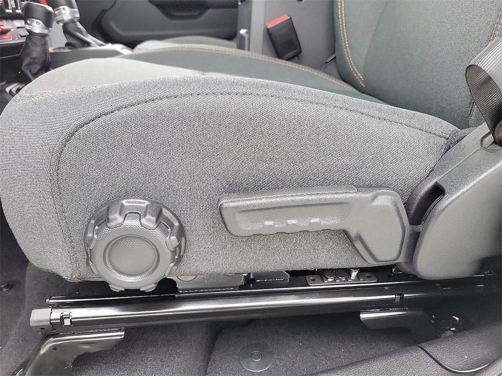 new 2025 Jeep Gladiator car, priced at $44,559