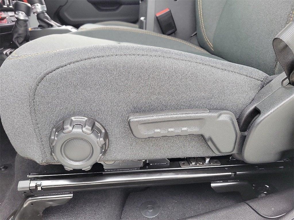 new 2025 Jeep Gladiator car, priced at $44,107
