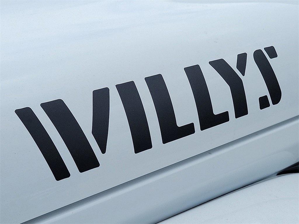 new 2025 Jeep Gladiator car, priced at $43,608