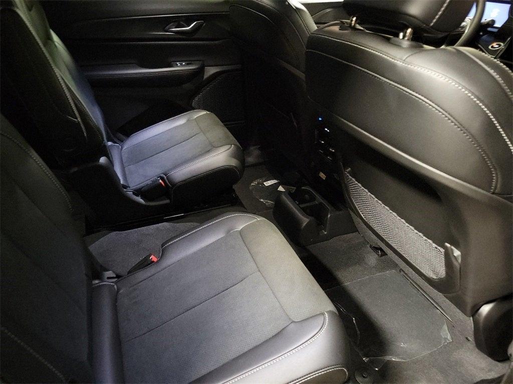 new 2024 Jeep Grand Cherokee L car, priced at $44,175