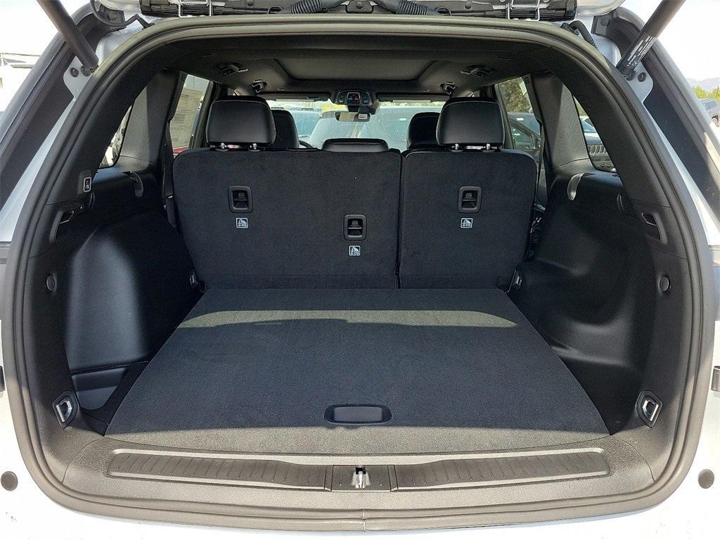 new 2025 Jeep Grand Cherokee car, priced at $44,760