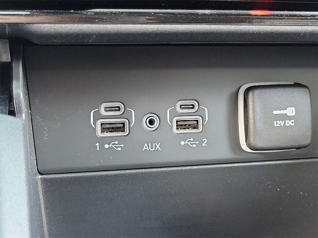 new 2025 Jeep Grand Cherokee car, priced at $44,760