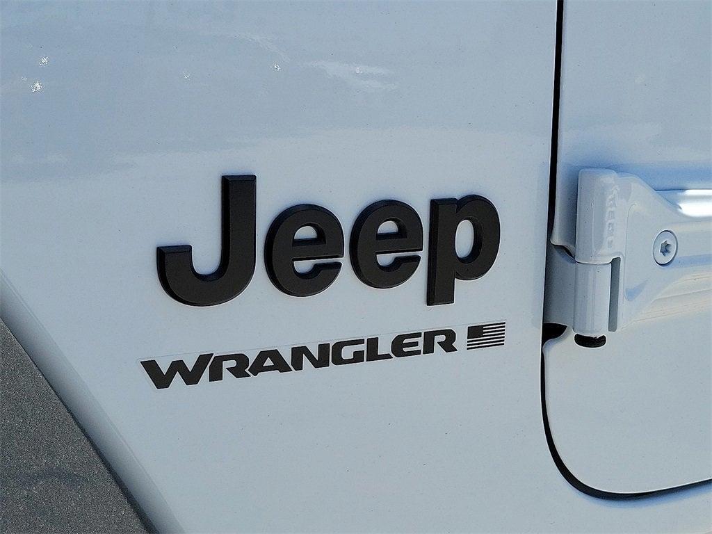 new 2025 Jeep Wrangler car, priced at $49,937