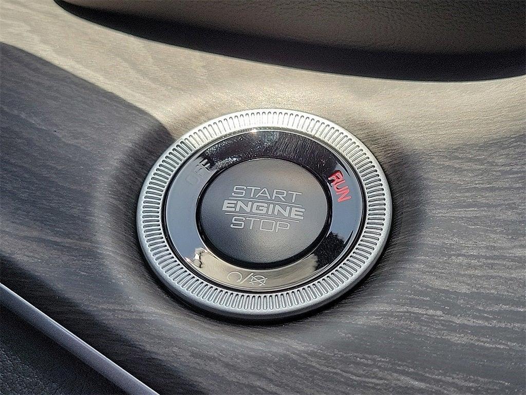 new 2025 Jeep Grand Cherokee L car, priced at $46,610
