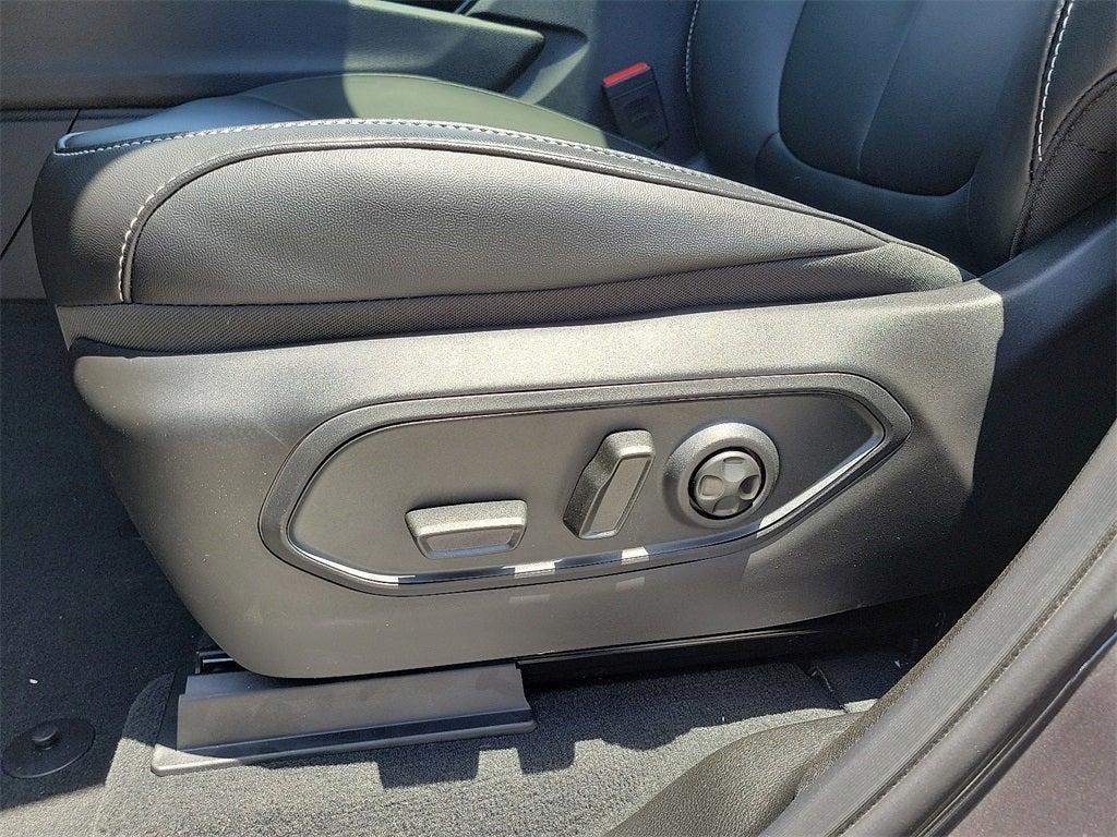 new 2025 Jeep Grand Cherokee L car, priced at $46,610