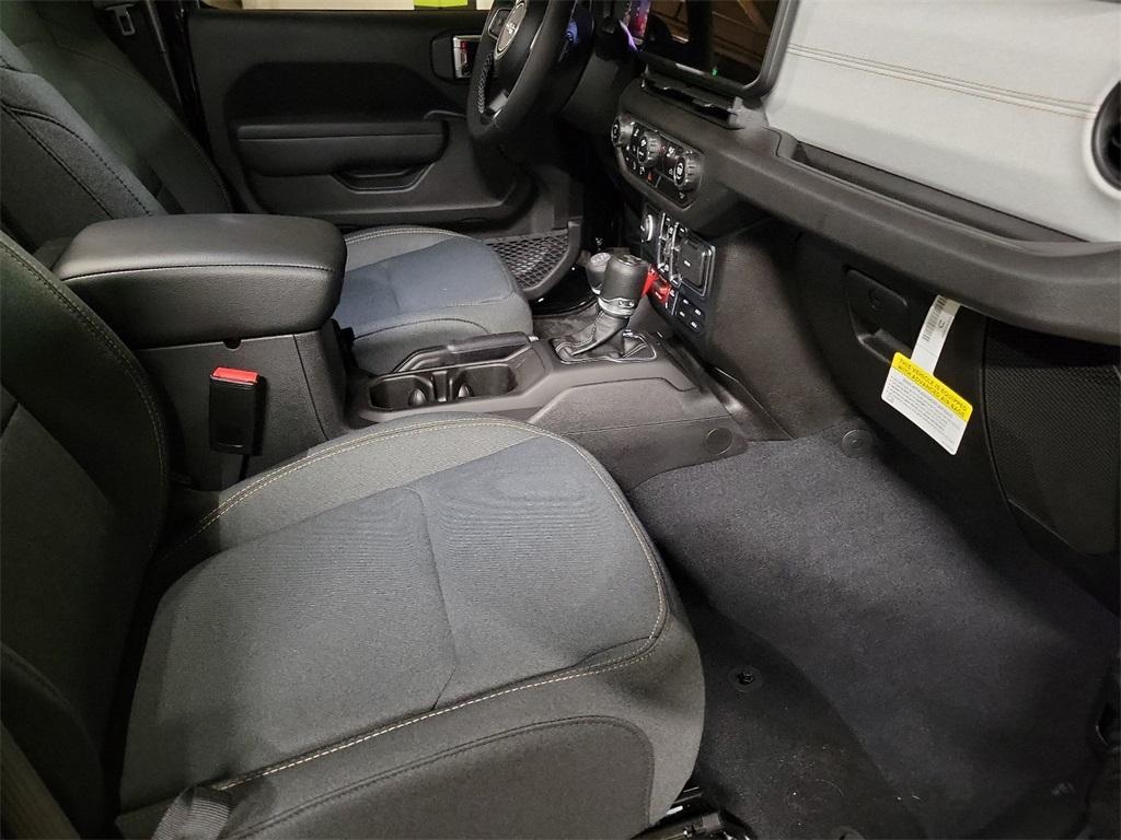 new 2025 Jeep Wrangler car, priced at $57,475