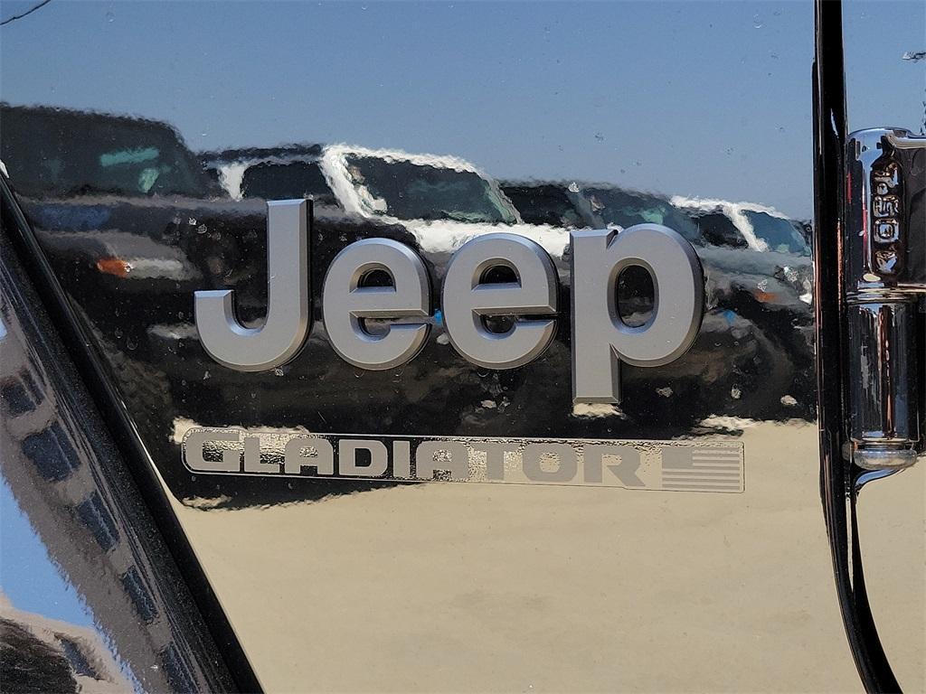 new 2024 Jeep Gladiator car, priced at $56,280