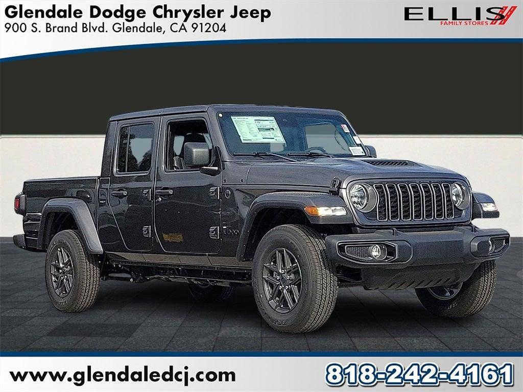 new 2025 Jeep Gladiator car, priced at $44,415