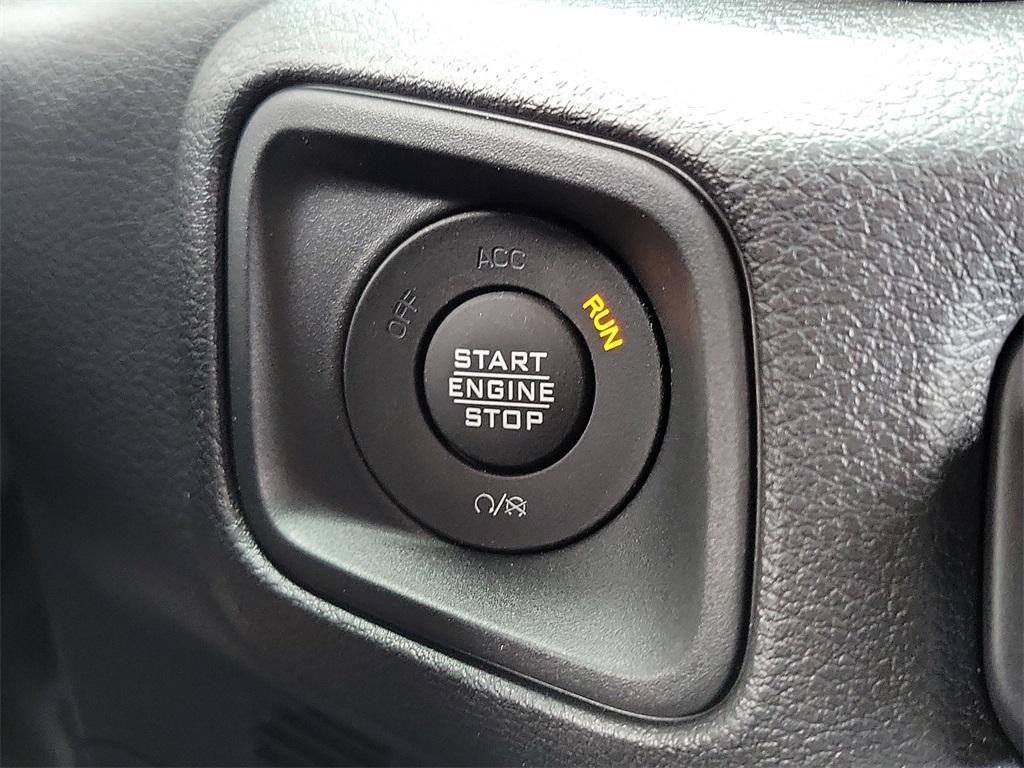 new 2025 Jeep Wrangler car, priced at $57,175