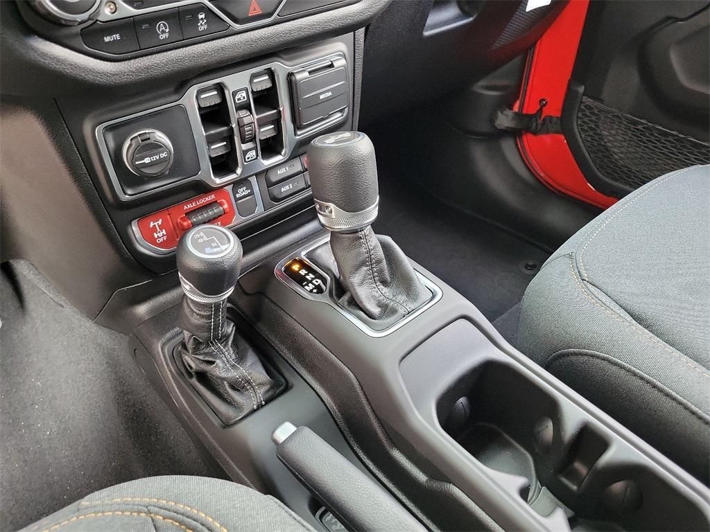 new 2025 Jeep Wrangler car, priced at $57,175