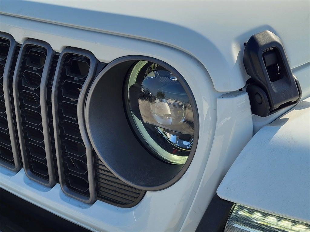 new 2025 Jeep Gladiator car, priced at $44,140