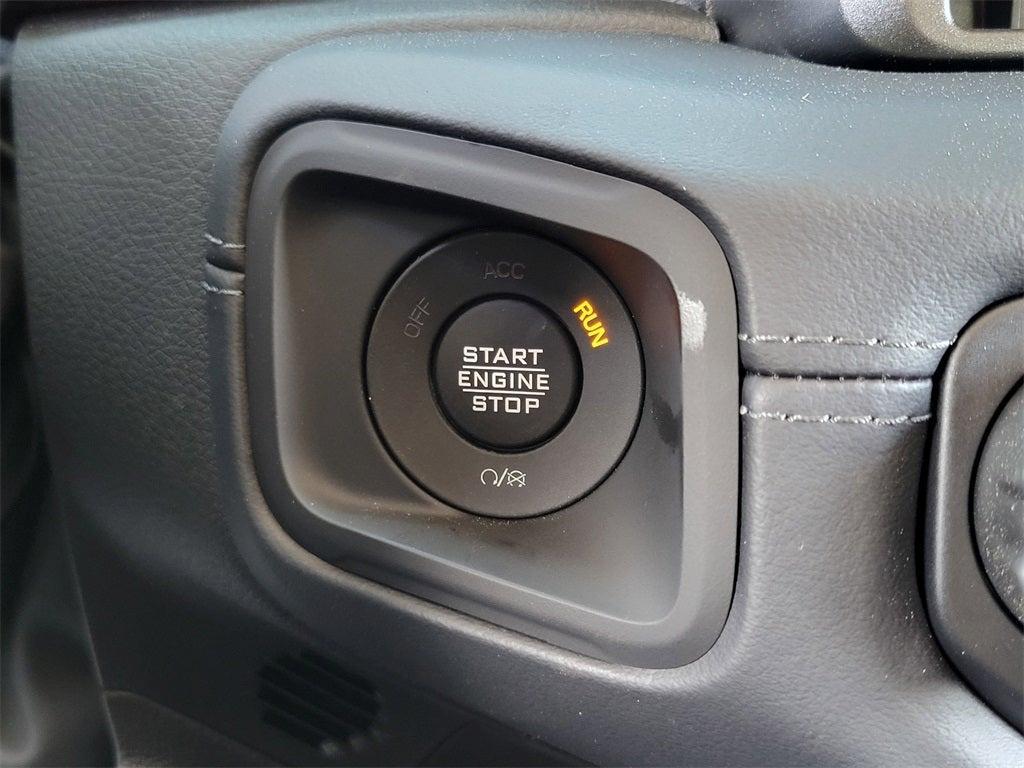 new 2025 Jeep Gladiator car, priced at $44,140