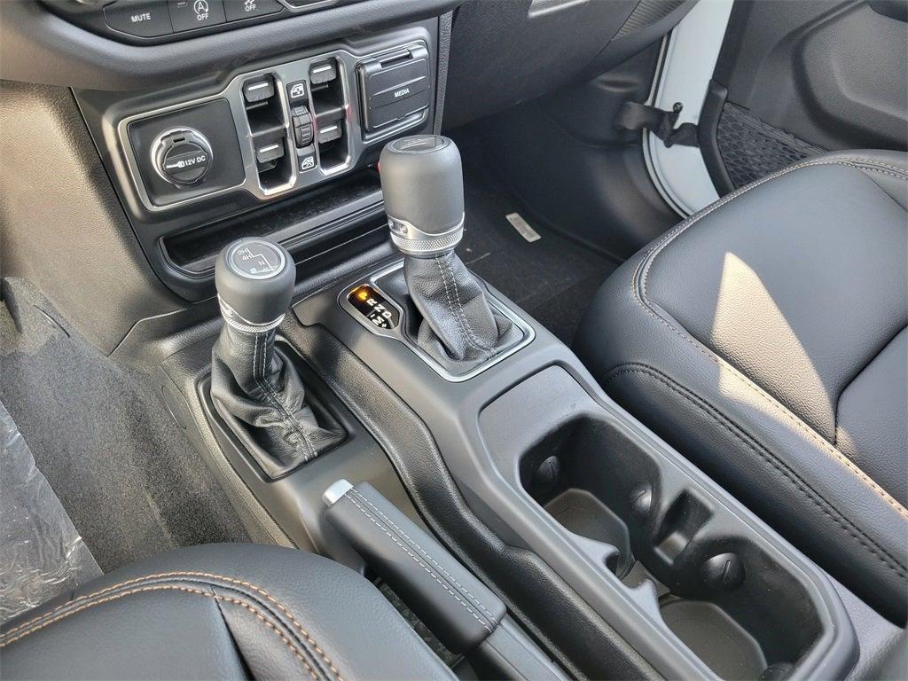 new 2025 Jeep Gladiator car, priced at $44,140