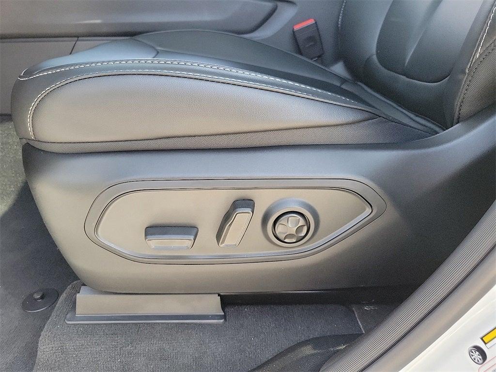 new 2025 Jeep Grand Cherokee car, priced at $45,665