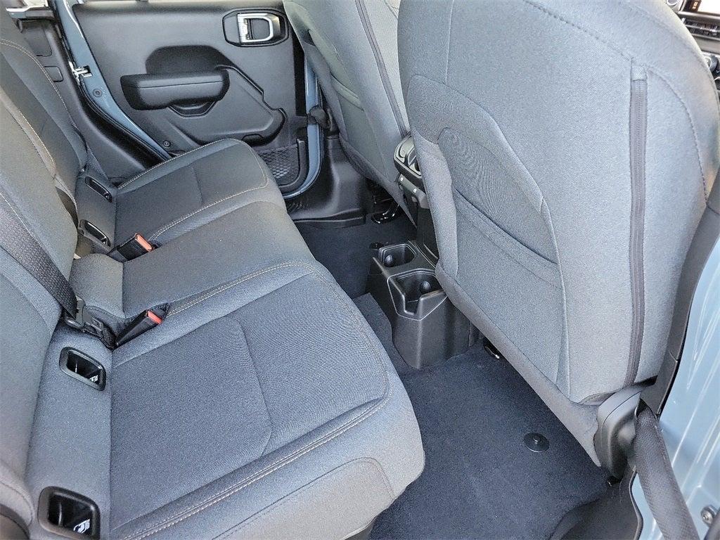 new 2025 Jeep Gladiator car, priced at $44,192