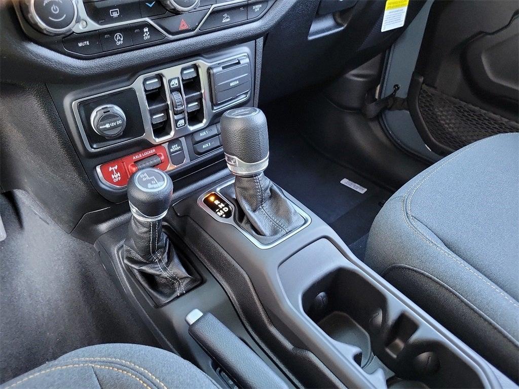 new 2025 Jeep Gladiator car, priced at $49,940