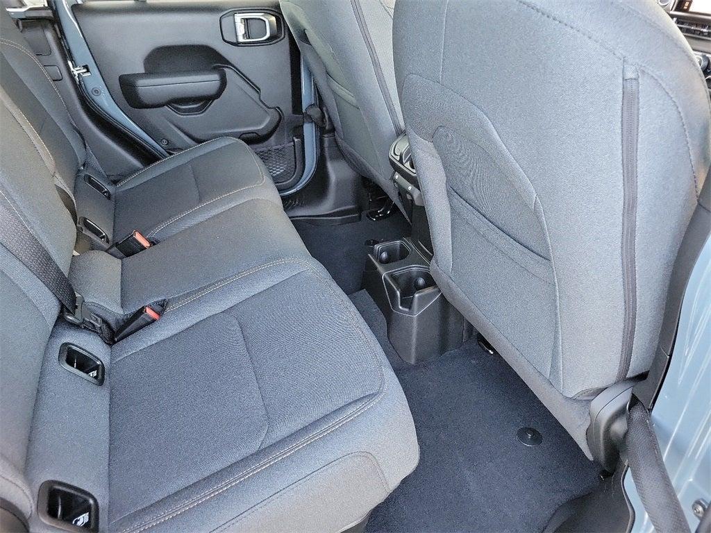 new 2025 Jeep Gladiator car, priced at $49,940