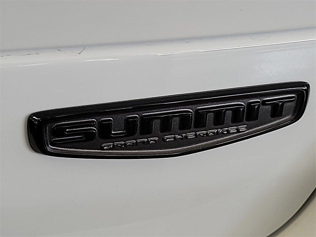 new 2025 Jeep Grand Cherokee car, priced at $65,037